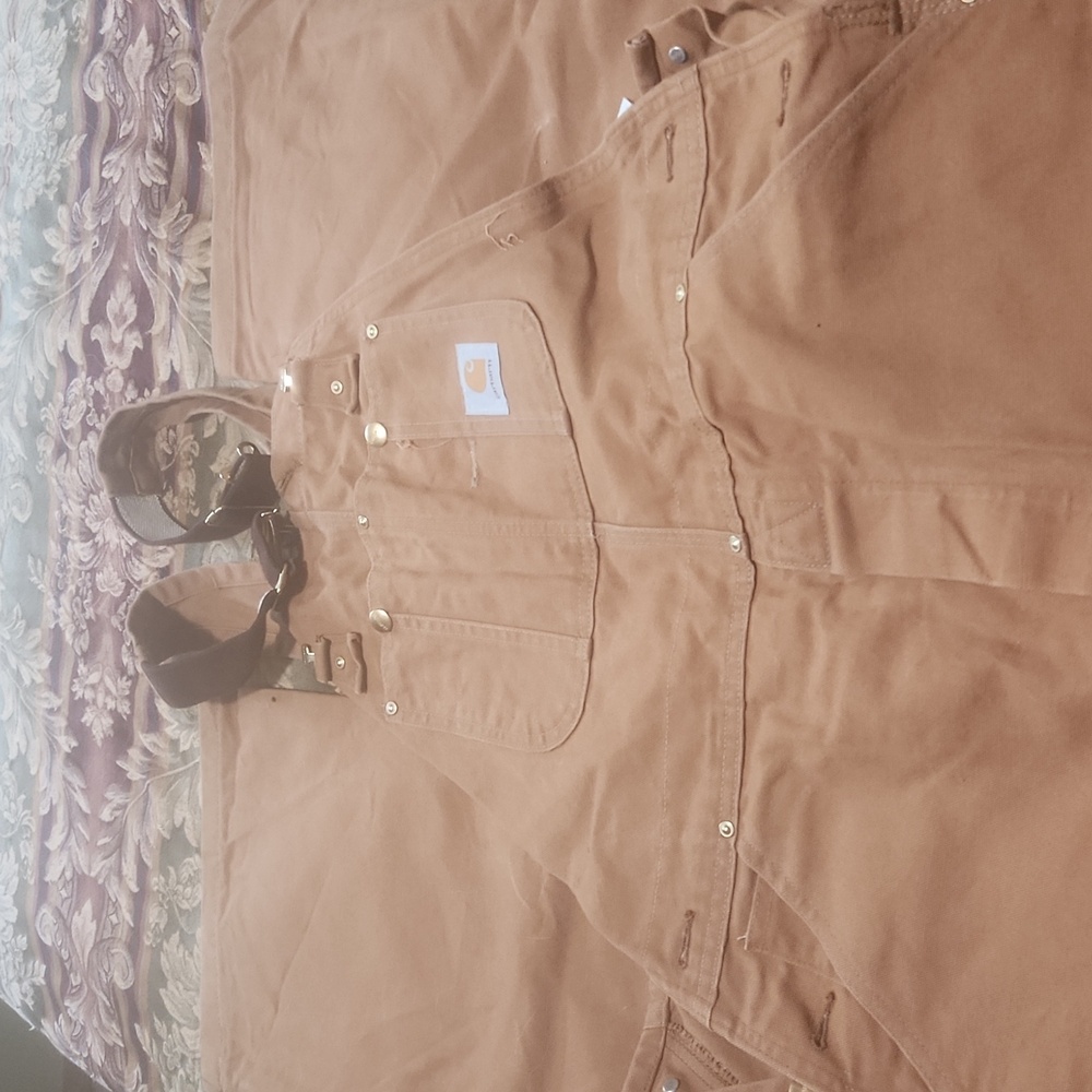 Carhartt bib overalls